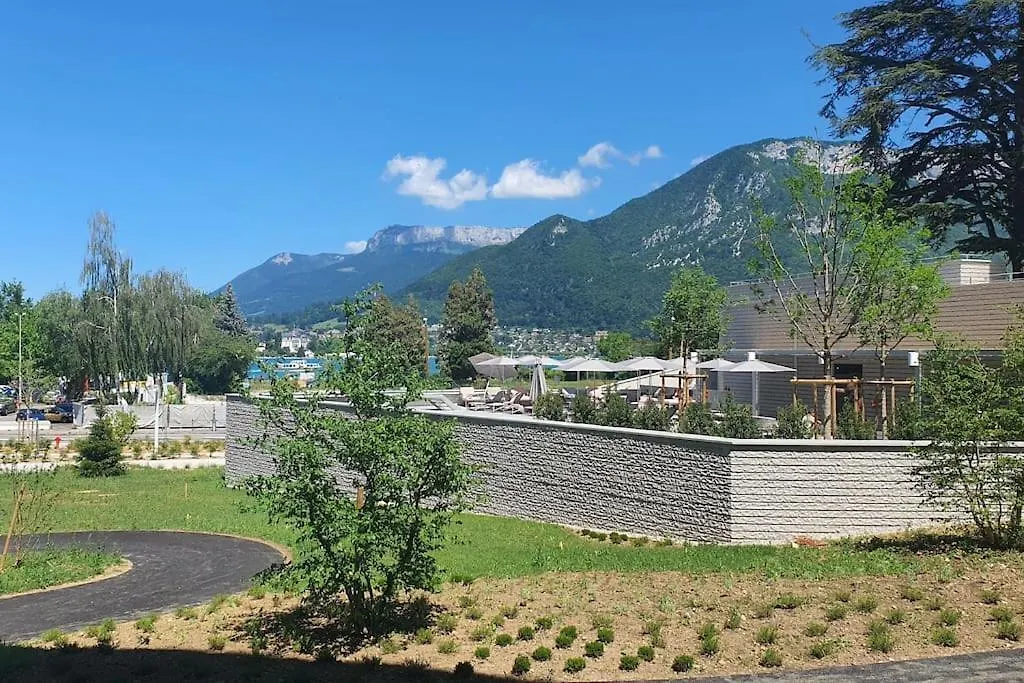 Reflet Du Veyrier 4 Etoiles - Proche Lac & Vieille Ville, Garage Prive, Secteur Recherche Annecy 0*,  France